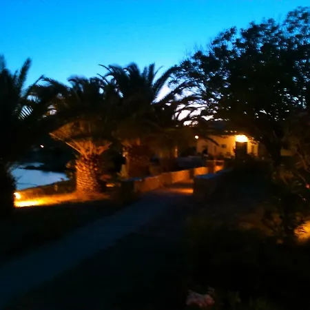 Captain Menegos Appartement Páros